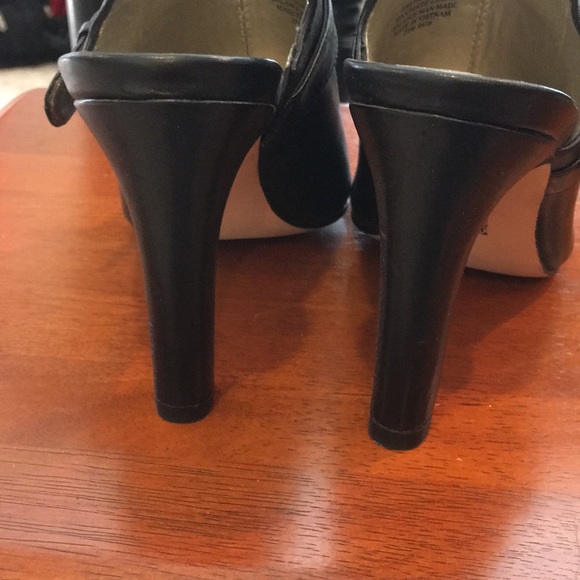 Cute black high heeled sandals - Picture 2 of 5